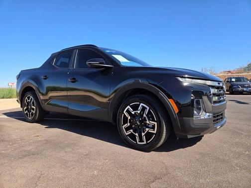 Phantom Black 2025 Hyundai SANTA CRUZ Limited