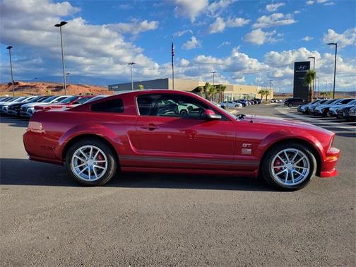 2006 Ford Mustang GT Premium