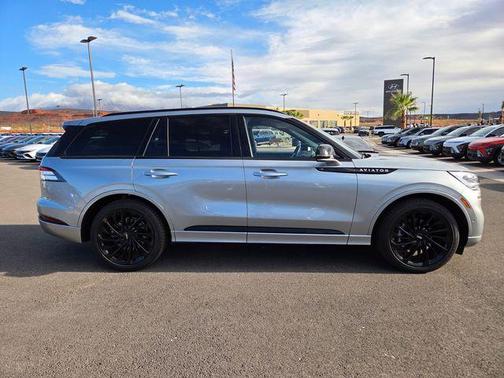 2023 Lincoln Aviator Reserve AWD