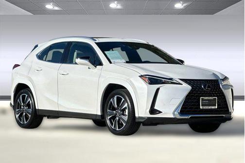 2025 Lexus UX 300h Base