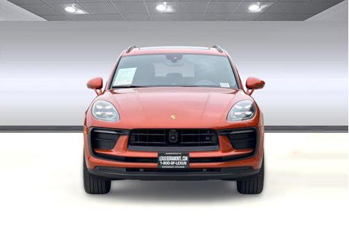 Papaya Metallic 2024 Porsche Macan Macan