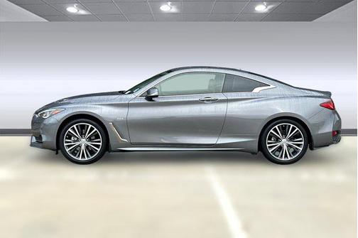 2017 INFINITI Q60 2.0T