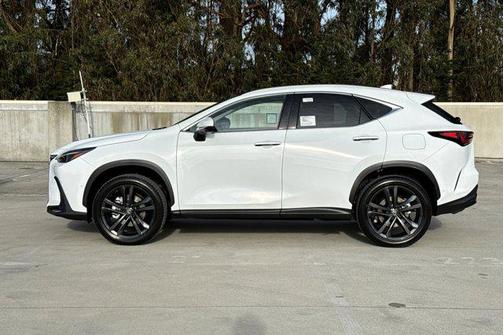 2026 Lexus NX 450h+ Luxury