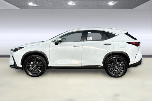 2026 Lexus NX 450h+ Luxury