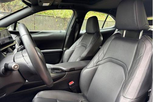 Cloudburst Gray 2025 Lexus UX 300h Base