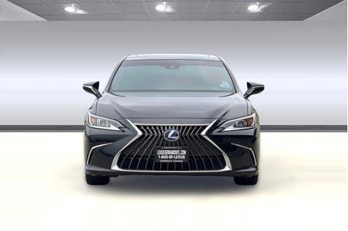 2022 Lexus ES 300h Base