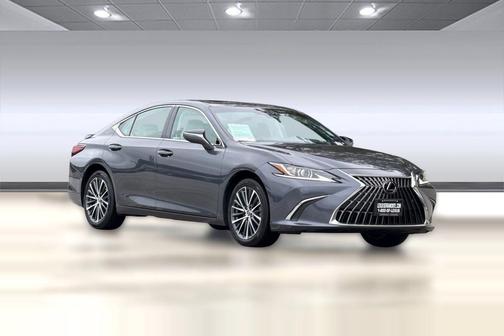 Cloudburst Gray 2025 Lexus ES 300h Base
