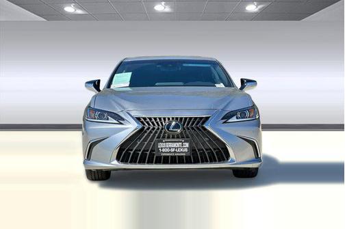 2024 Lexus ES 300h Base