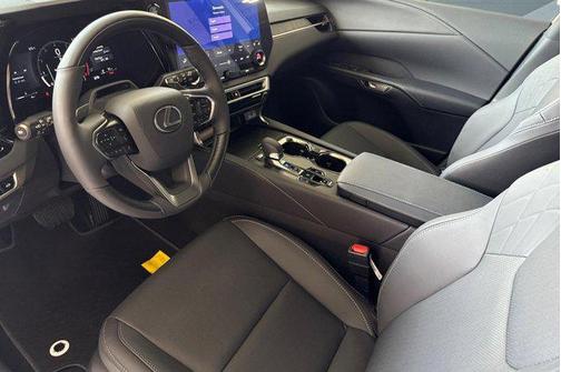 Eminent White Pearl 2026 Lexus RX 350 Premium
