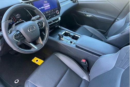 2025 Lexus RX 350 F SPORT Design