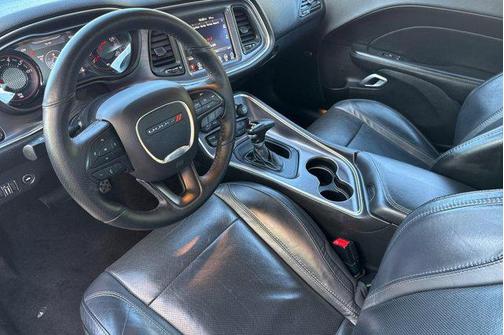 2017 Dodge Challenger SXT