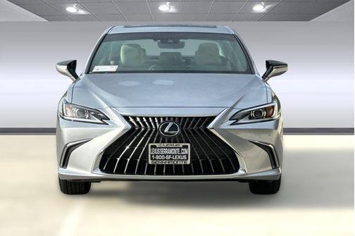 2025 Lexus ES 350 Base