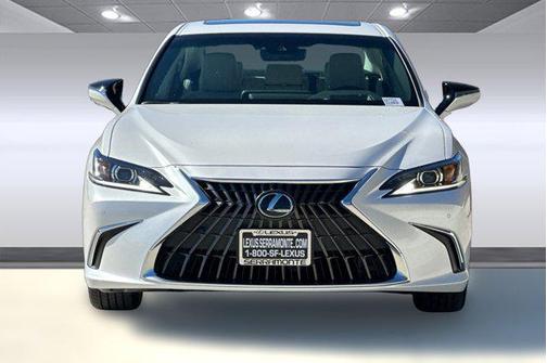 2025 Lexus ES 300h Base