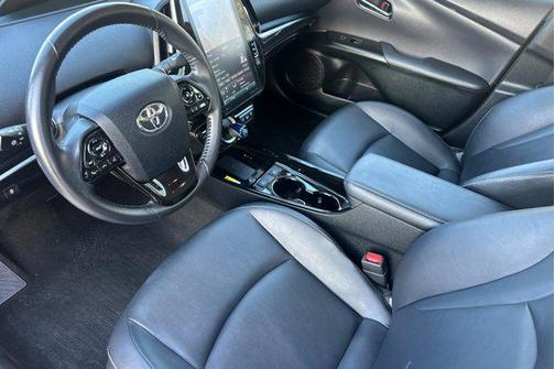 2022 Toyota Prius Prime XLE