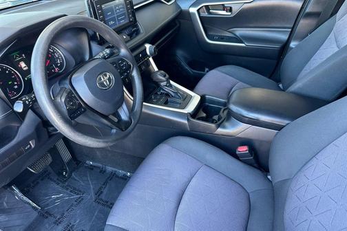 Magnetic Gray Metallic 2019 Toyota RAV4 XLE