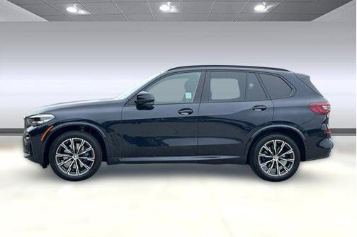 Carbon Black Metallic 2022 BMW X5 xDrive40i