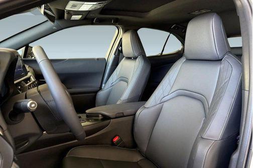 Ultra White 2026 Lexus UX 300h Base