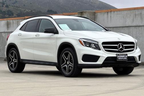 Arctic White 2017 Mercedes-Benz GLA 250 Base