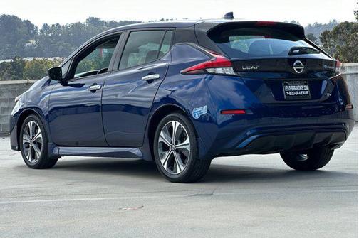 2021 Nissan Leaf SV 40 kWh