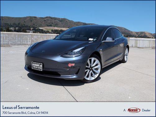 2018 Tesla Model 3 Long Range