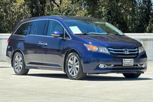 Obsidian Blue Pearl 2016 Honda Odyssey Touring
