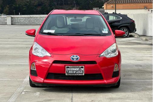2014 Toyota Prius c Two