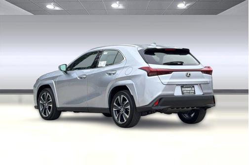 Iridium 2026 Lexus UX 300h Premium