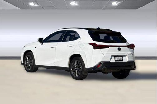2025 Lexus UX 300h F SPORT Design