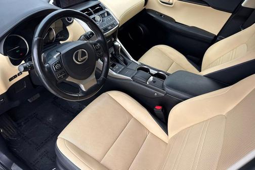 Caviar 2018 Lexus NX 300h Base