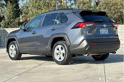 2020 Toyota RAV4 Hybrid LE