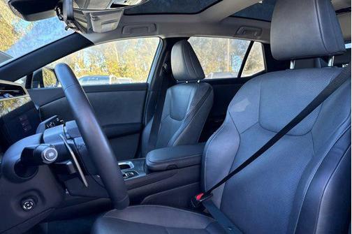 2023 Lexus RZ 450e Premium