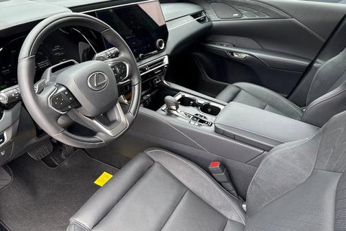 Eminent White Pearl 2026 Lexus RX 450h+ Base