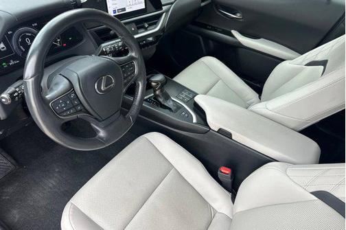 2023 Lexus UX 250h F Sport