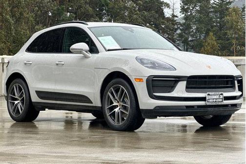 2022 Porsche Macan AWD