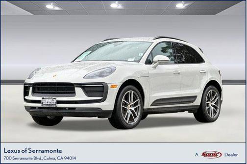 2022 Porsche Macan AWD