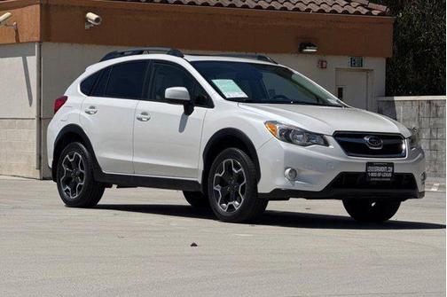 Satin White Pearl 2014 Subaru XV Crosstrek 2.0i Limited