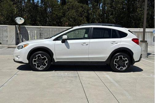 Satin White Pearl 2014 Subaru XV Crosstrek 2.0i Limited