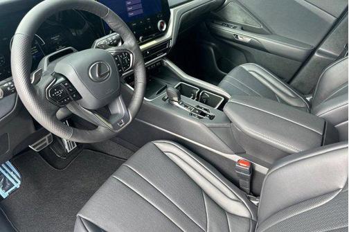 2026 Lexus TX 500h F SPORT Premium