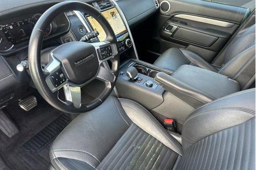 2023 Land Rover Discovery P360 S R-Dynamic