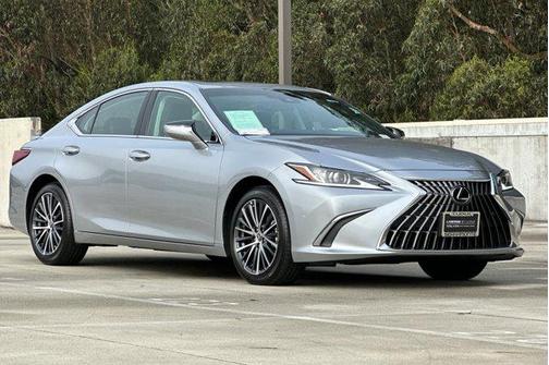 2025 Lexus ES 300h Base