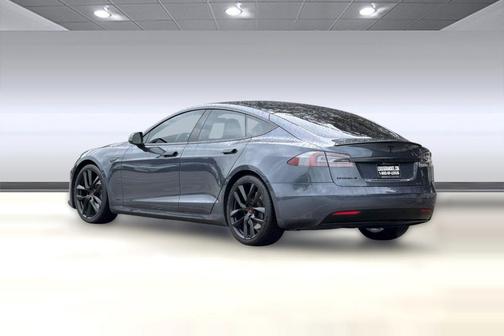 Titanium Metallic 2016 Tesla Model S 75D