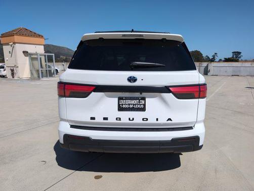 2024 Toyota Sequoia SR5