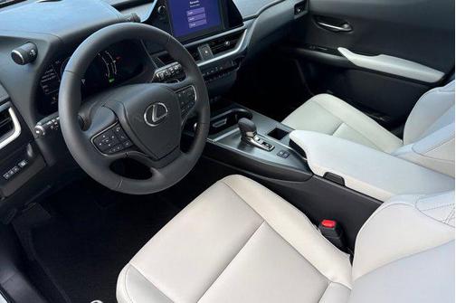2026 Lexus UX 300h Base