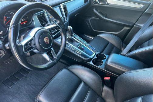 2015 Porsche Macan Turbo