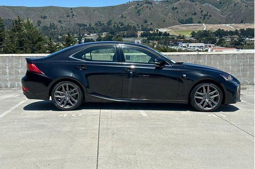 2017 Lexus IS 200t Base