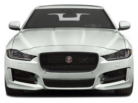 2017 Jaguar XE 25t