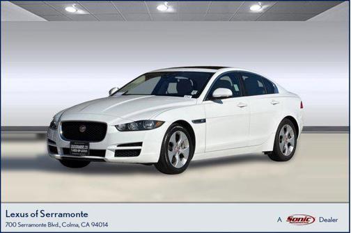 2017 Jaguar XE 25t