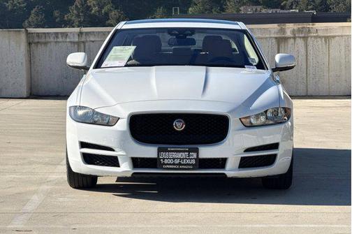 2017 Jaguar XE 25t