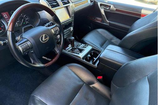 Starfire Pearl 2019 Lexus GX 460 Luxury