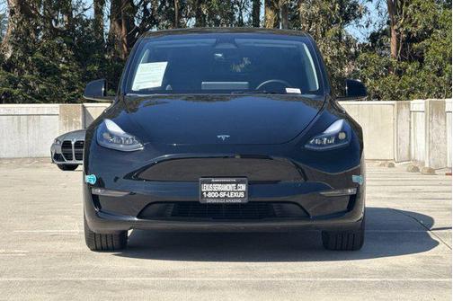 2024 Tesla Model Y Long Range Dual Motor All-Wheel Drive